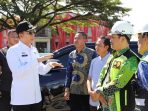 Tidak Ingin Dengar Keluhan Warga Bupati Lamsel Radityo Egi Pratama Perbaiki Jalan Samping MPP