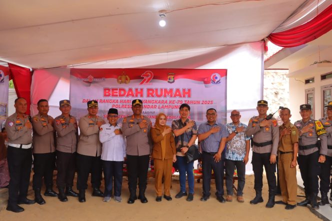 
 Kapolresta Bandar Lampung Resmikan Bedah Rumah Pasutri