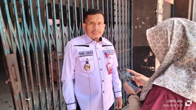 
 Pemkab Lampura Gelar Estafet Tepung & Lari Dalam Sarung