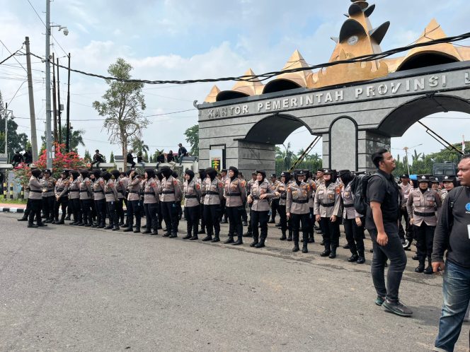 
 Warga Apresiasi Sikap Aparat Amankan Aksi Unjuk Rasa