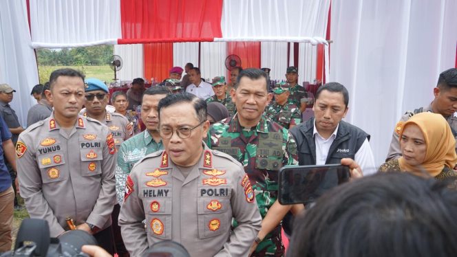 
 Polda Lampung Gelar Panen Raya Jagung Dukung Swasembada Pangan 2025