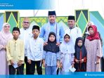 Bupati Egi Hadiri Maulid Nabi di Mekar Jaya, Santuni Anak Yatim dan Janjikan Jalan Dibangun 2026