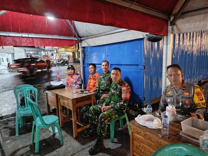 
 Pengamanan Nataru di Pos Pelayanan Masjid Raya Al Bakrie