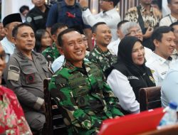 Pastikan Malam Natal Berjalan Dengan Aman, Pangdam XXI/RI Bersama Gubernur dan Forkompinda Tinjau Beberapa Gereja Bandar Lampung.