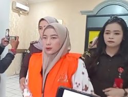 Cabjari Panjang  Terima  Pelimpahan  Tahap II   Berkas Perkara Potong Alat Vital Selingkuhan nya