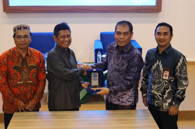 
 UM Metro Benchmarking Kurikulum serta Penandatanganan MoU, MoA dan IA bersama Universitas Palembang