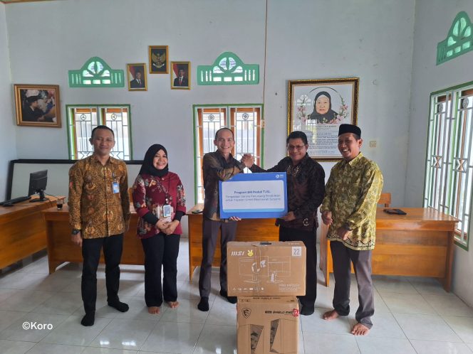 
 BRI Kanca Manna Perkuat Fasilitas Pendidikan di Palak Siring, 8 Unit PC dan 100 Meja Belajar Diserahkan Melalui Program BRI Peduli TJSL
