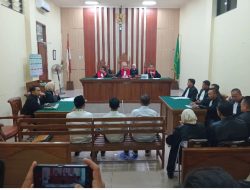 Tiga Petinggi PT LEB  Jalani Sidang Perdana