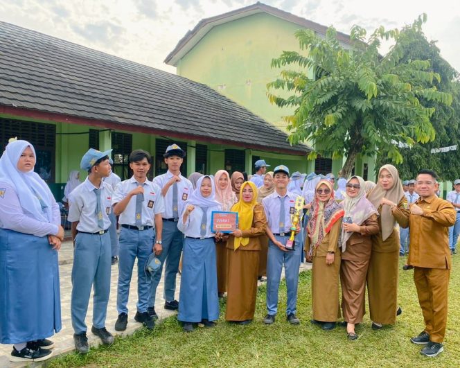 
 Prestasi SMAN 3 Kotabumi Tembus Internasional