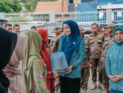 Bakti Sosial Ramadan, TP PKK Provinsi Lampung Salurkan Ratusan Paket Sembako