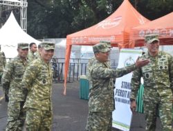 Danrem 043/Gatam Hadiri Pembukaan Bazar Ramadhan Kodam XXI/Radin Inten di Lapangan Saburai.