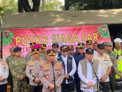 Kapolri Tinjau Kesiapan Posko Siaga SAR Satgas Tanggap Bencana Brimob Polda Lampung di Pelabuhan Bakauheni