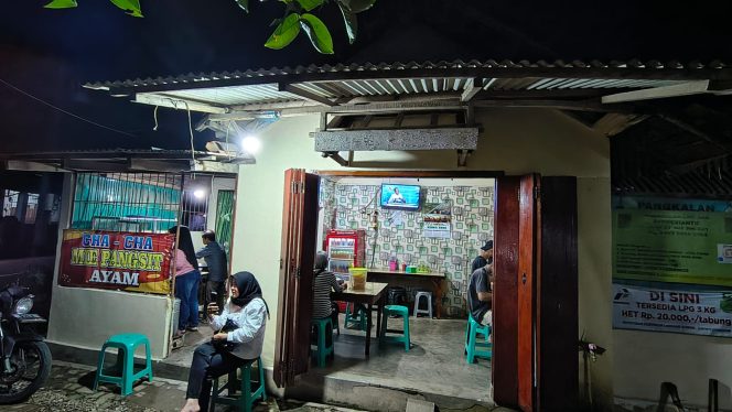 
 Berawal dari Resep Keluarga, Mie Pangsit Cha Cha Kini Tumbuh Berkat Dukungan KUR BRI Unit Pringsewu II Kanca Pringsewu