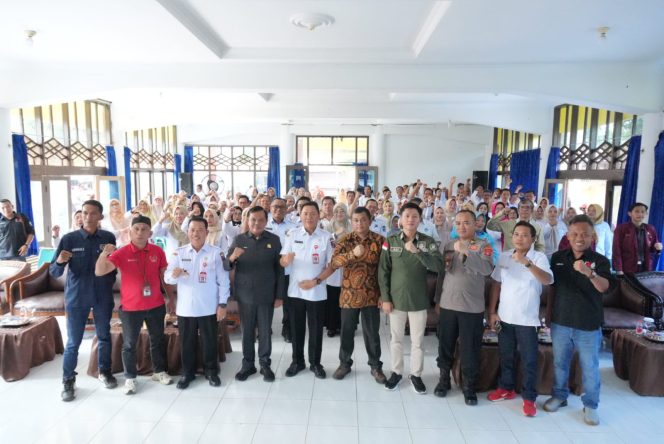 
 Menuju SPMB Berkualitas, Forkopimda Lakukan Penandatanganan Pakta Integritas