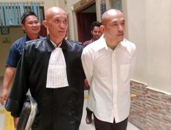 Saat di persidangan  Terdakwa Rustam Efendy Tiba tiba Emosi  Lontarkan kata Cerai