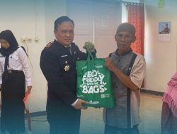 LAPAS AMPANA TEBAR KEPEDULIAN, SALURKAN SEMBAKO BAGI KELUARGA WARGA BINAAN