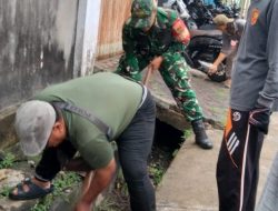 Suasana Gotong Royong di Kelurahan Pahoman