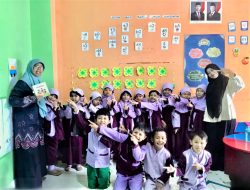 Dosen PIAUD UM Bandung Kembangkan Interactive Soundbook Kakawihan Barudak Sunda