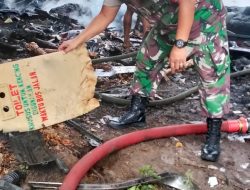 Babinsa Koramil 410-02/TBS Merespon Musibah Kebakaran di Gudang Sparepart