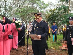 Kapolda Hadiri Upacara Pemakaman Bripka Anumerta Arya Supena yang Gugur Dalam Tugas