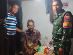 Babinsa Kelurahan Pasir Gintung Lakukan Bakti Sosial