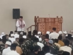Bupati Tanggamus Sholat Idul Adha 1447 H di Masjid Agung Islamic Center Bersama Jamaah TNI Yonif 945