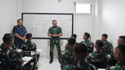 Pangdam XXI/RI Berdialog Dengan Puluhan Prajurit Menggunakan Bahasa Mandarin