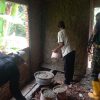 Wujudkan Rumah Sehat, Satgas TMMD Kolonel Arm Roni Hermawan Bedah Rumah Bapak Hendi dan Bapak Hasanudin