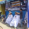 Melayani Masyarakat, NasDem Tanggamus Gelar “Cukur Rambut Gratis”