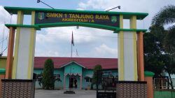 Terkendala Kesehatan, Kepsek SMK N 1 Tanjung Raya Jarang Ngantor