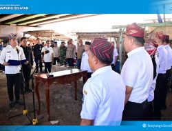 Bupati Egi Tinggalkan Aula, Pilih Bawah Flyover Natar untuk Lantik 12 Pejabat