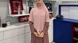 Lulusan MA Al-Madinah Boyolali, Azizah Pilih Bisnis Digital di Darmajaya