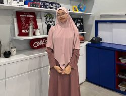 Lulusan MA Al-Madinah Boyolali, Azizah Pilih Bisnis Digital di Darmajaya
