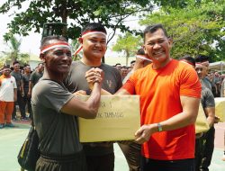 Semangat Kemerdekaan, Pangdam dan PJU Kodam XXI/RI Tarik Tambang di Lampung