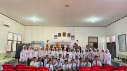 Tim Pengabdi JTIK FT UNM Gelar PKM Pemanfaatan AI sebagai Asisten Akademik Digital di SMAN 9 Gowa