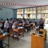 Tim Dosen UNM Dorong Kesiapan Wirausaha Siswa SMAN 15 Makassar