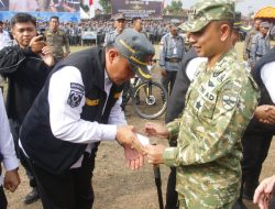 Kolonel Arm Roni Hermawan Hadiri Upacara Penutupan Kemah Bhakti Satya Linmas