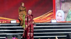 Petinggi Dekranasda Lamsel Tampil Elegan dalam Balutan Tradisi Modern
