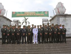 Kasrem 043/Gatam Hadiri Ziarah Nasional HUT ke-81 TNI di TMP Tanjung Karang