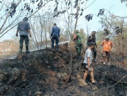 Pemadaman Kebakaran Lahan Kosong di Perbukitan milik PT Buleza